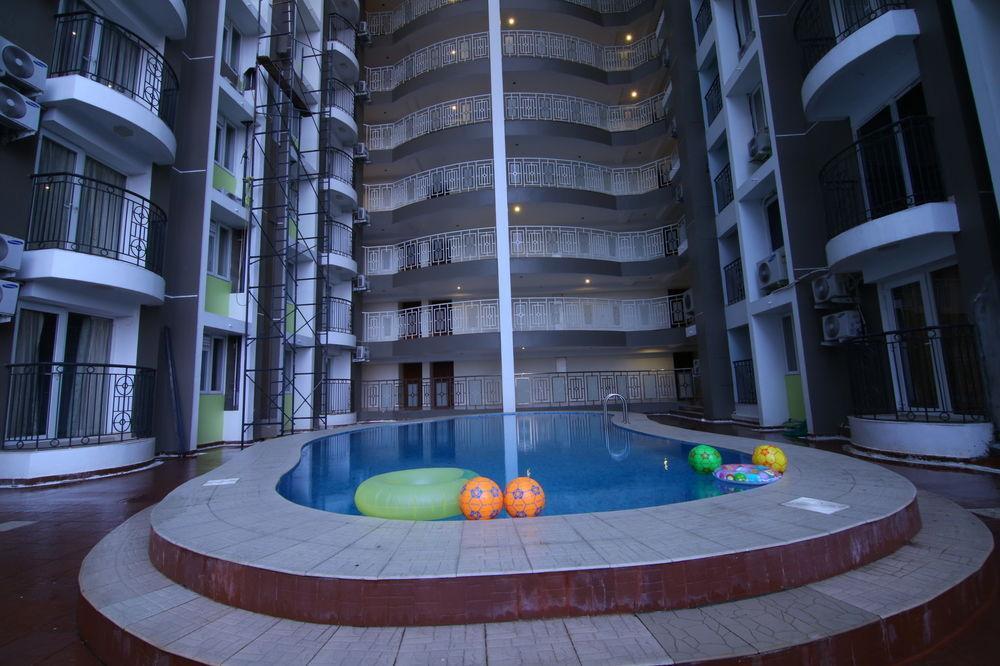 Atlas Airport Hotel Apartment Nedumbassery Extérieur photo