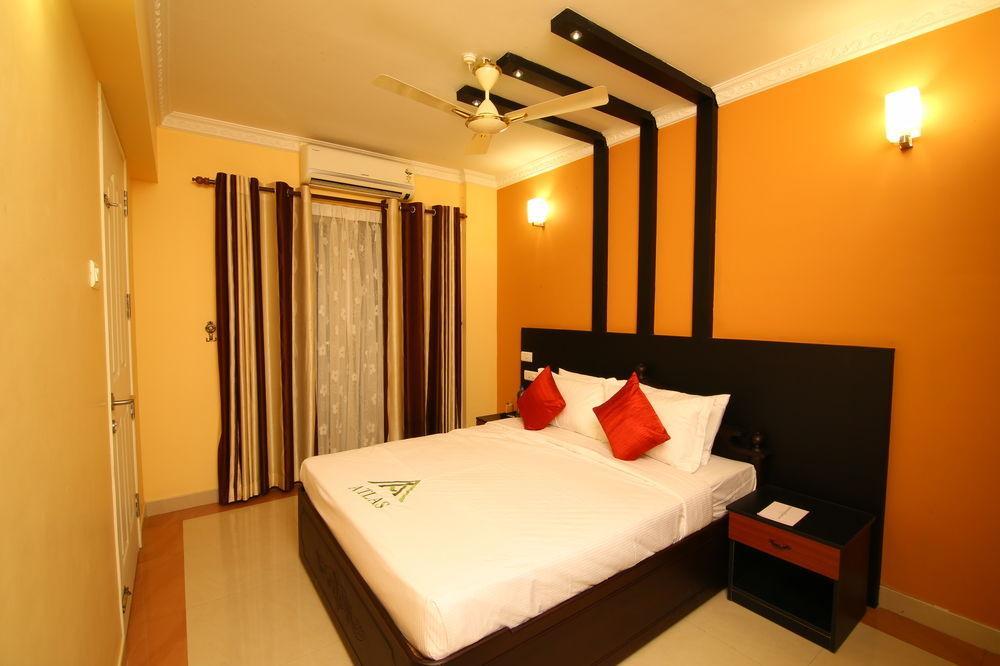 Atlas Airport Hotel Apartment Nedumbassery Extérieur photo