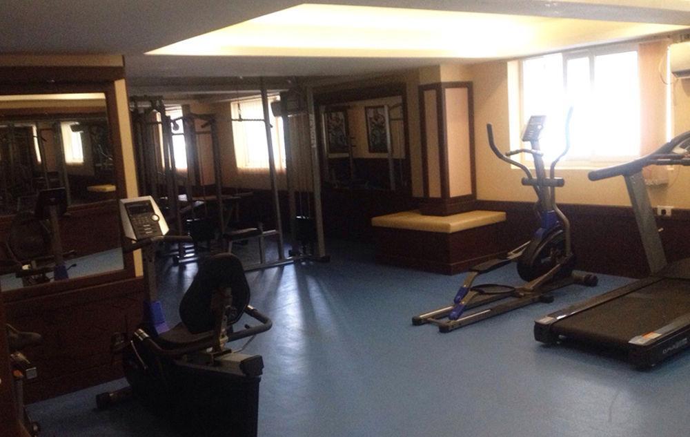 Atlas Airport Hotel Apartment Nedumbassery Extérieur photo