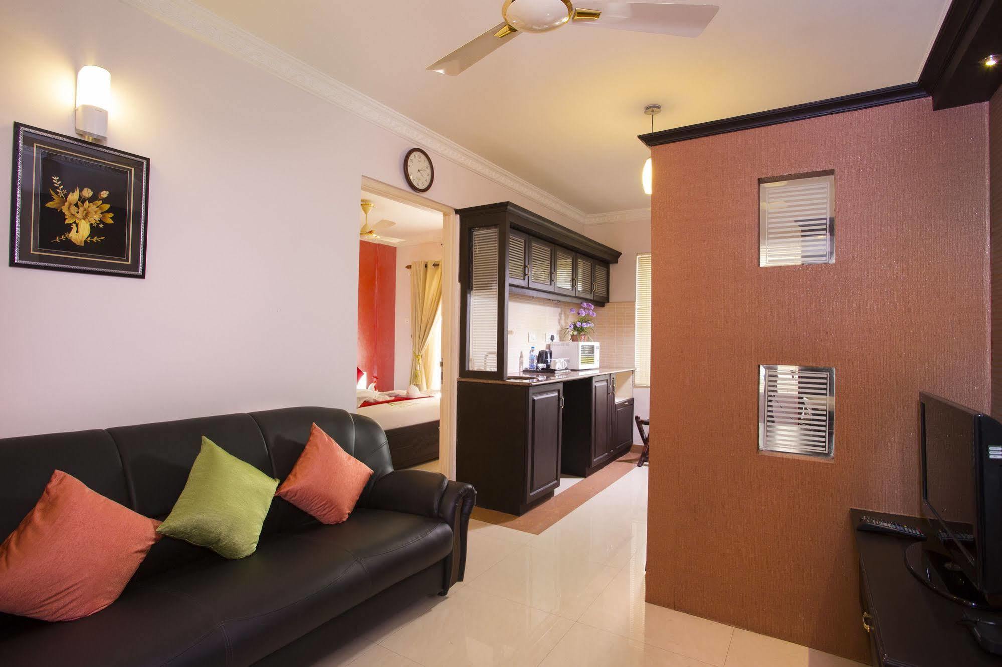 Atlas Airport Hotel Apartment Nedumbassery Extérieur photo